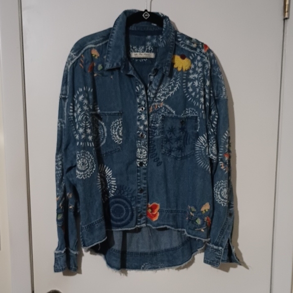 Free People We The Free Marrakesh Embroidered Denim Top Medium - Picture 3 of 12